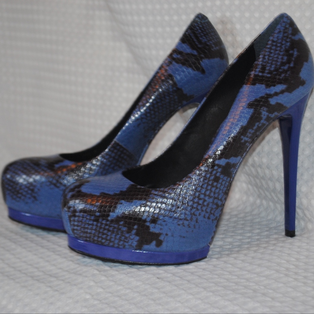 Never Worn! Pour La Victoire Zimmer